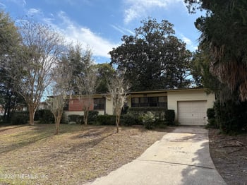 5914 Meadow Ln, Jacksonville, FL 32277