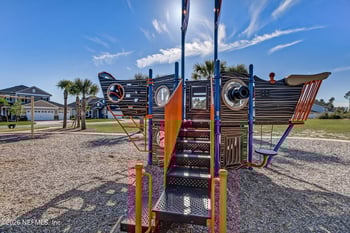 97049 Harbor Concourse Cir, Fernandina Beach, FL 32034