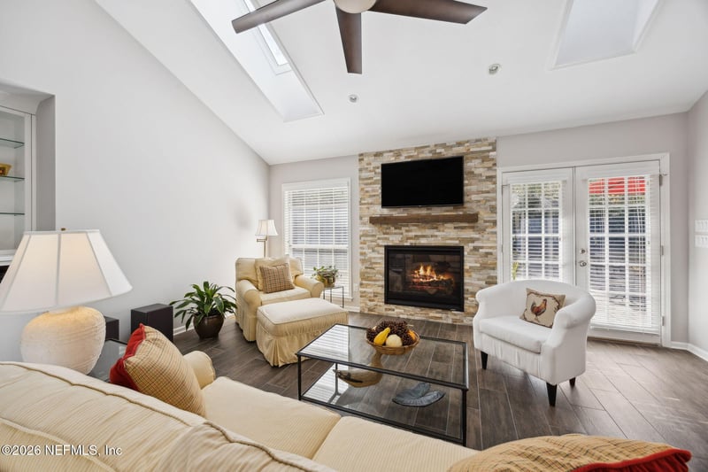 1942 Springbrook Rd, Fernandina Beach, FL 32034