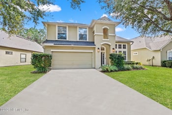 563 Longmill Ln, Orange Park, FL 32065