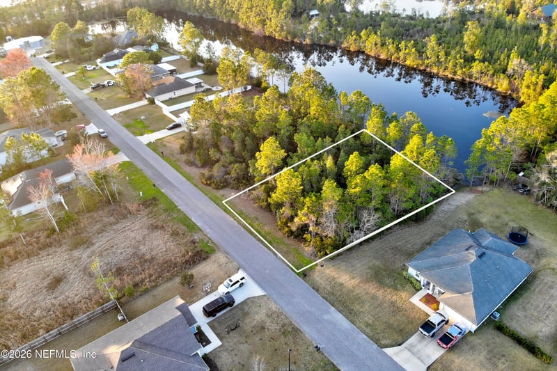 312 Crystal Lake Dr, St Augustine, FL 32084