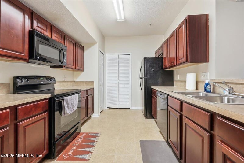 3600 Lenin Peak Ct #6, Jacksonville, FL 32210