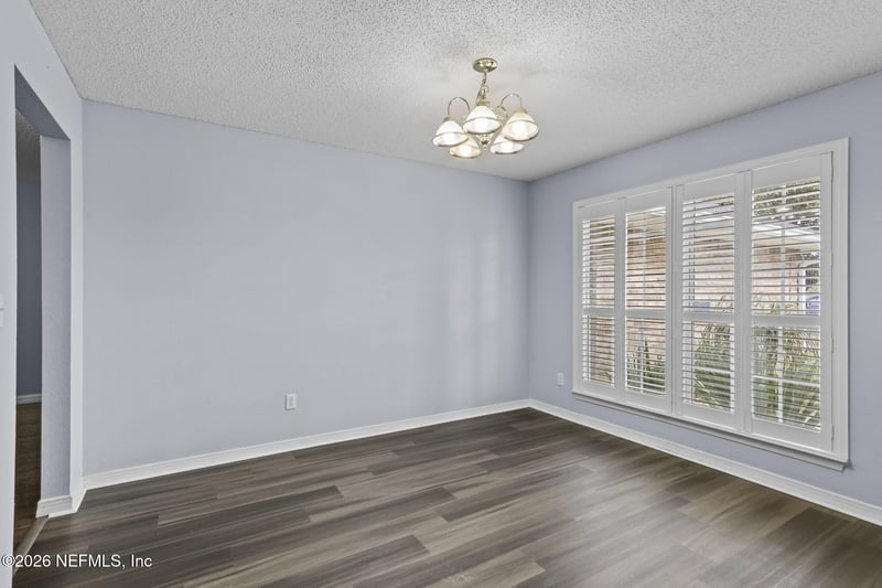 15730 Jim Ct, Jacksonville, FL 32218