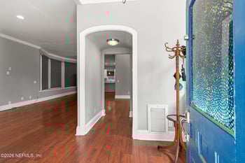 423 Walnut Ct, Jacksonville, FL 32206