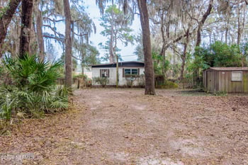 142 Fishermans Dr, Interlachen, FL 32148