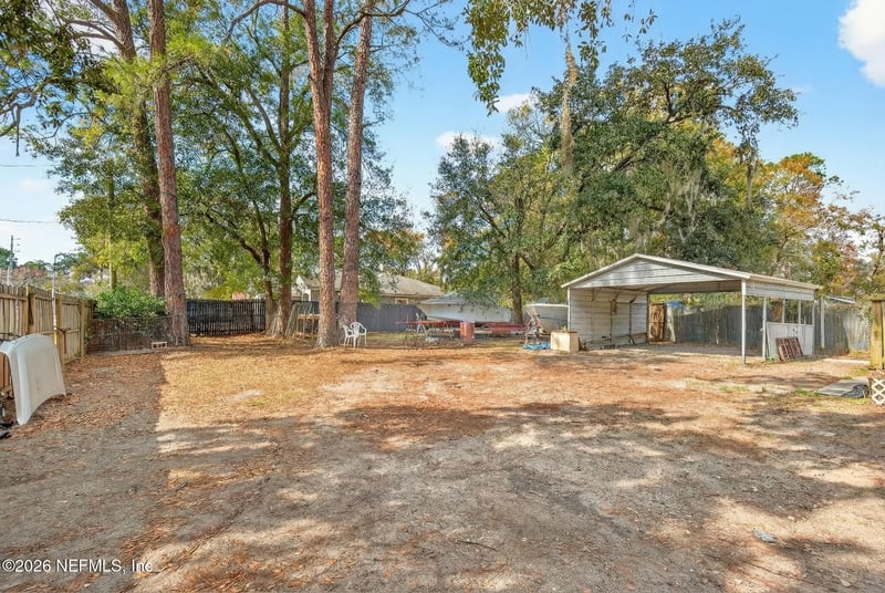 2082 Navaho Ave, Jacksonville, FL 32210