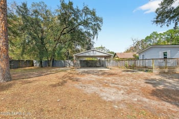 2082 Navaho Ave, Jacksonville, FL 32210