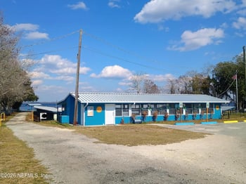 215 Pine Tree Trl, Crescent, FL 32112