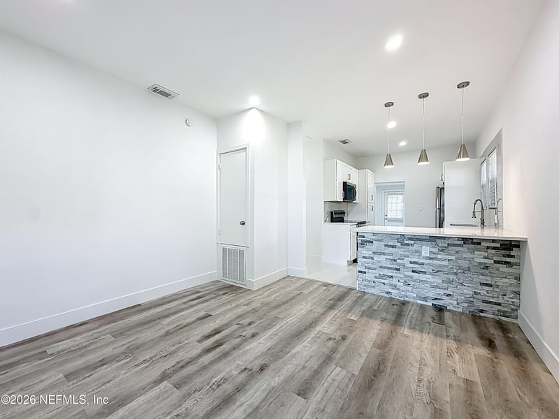 644 Willow Branch Ave, Jacksonville, FL 32205