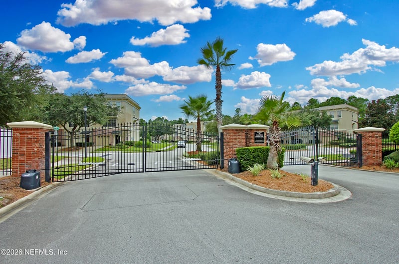 4442 Rock Creek Cir, Jacksonville, FL 32246