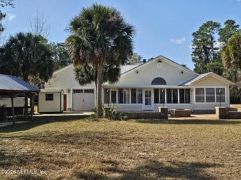 238 Lake Dr, Florahome, FL 32140