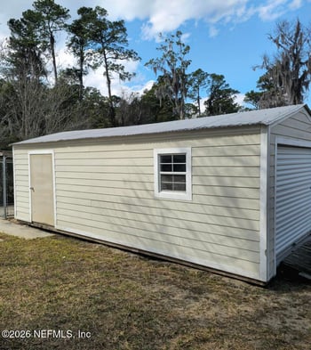 238 Lake Dr, Florahome, FL 32140