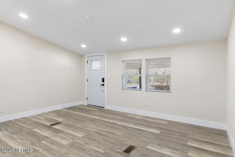 126 Georgia Ave, Crescent City, FL 32112