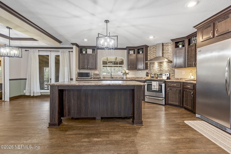 540605 Lem Turner Rd, Callahan, FL 32011