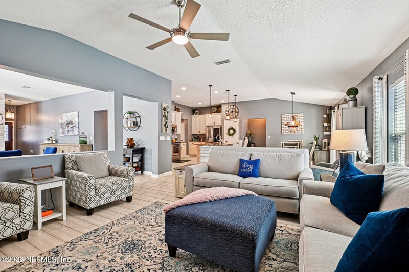 12470 Acosta Oaks Dr, Jacksonville, FL 32258