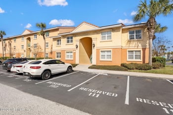 101 25th Ave #J15, Jacksonville Beach, FL 32250