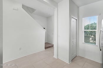 268 Annies Pl, Jacksonville, FL 32218
