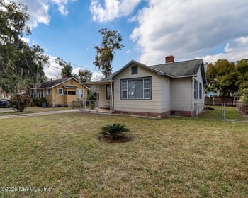 7128 Lucky Dr, Jacksonville, FL 32208