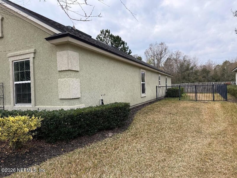 1985 Colonial Dr, Green Cove Springs, FL 32043