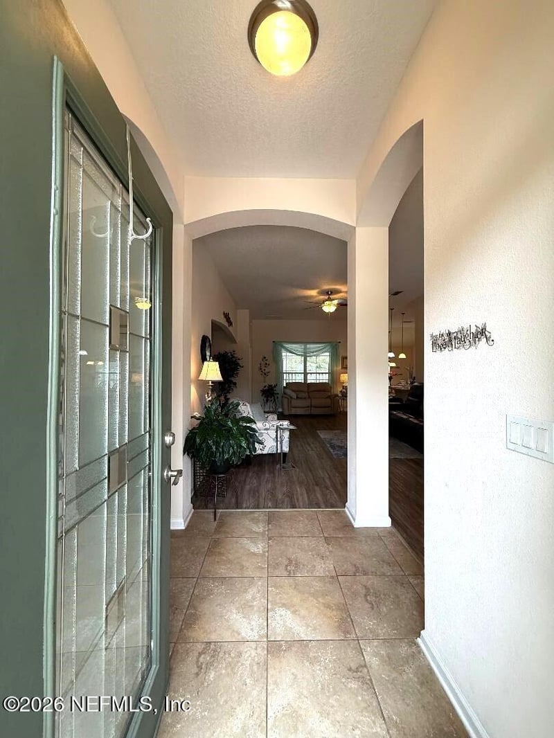 1985 Colonial Dr, Green Cove Springs, FL 32043