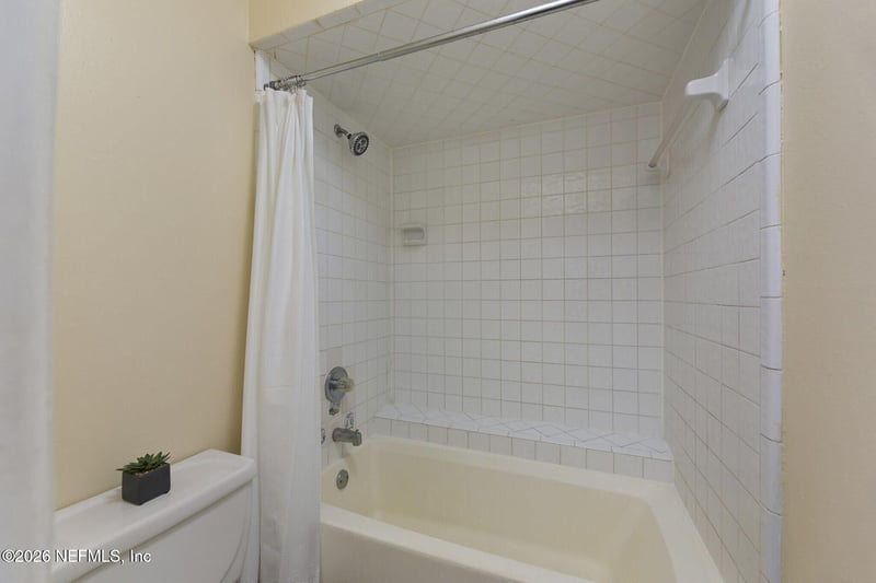 5626 Bryner Dr, Jacksonville, FL 32244