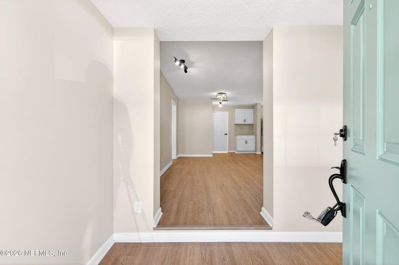 7944 Guerad Dr, Jacksonville, FL 32210