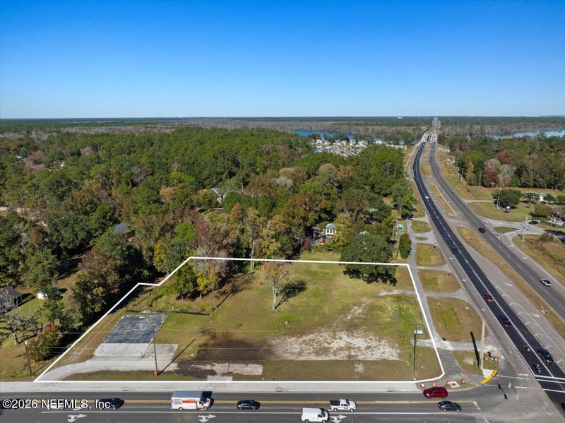 1456 Russell Rd, Green Cove Springs, FL 32043