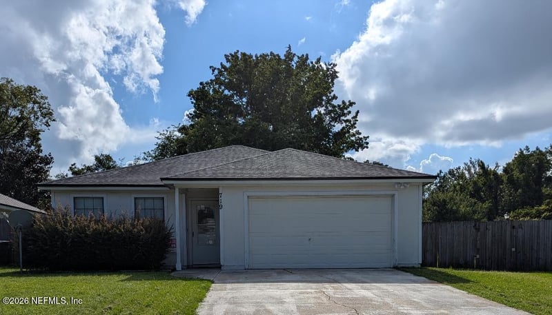 719 Anne Bonney Dr, Green Cove Springs, FL 32043