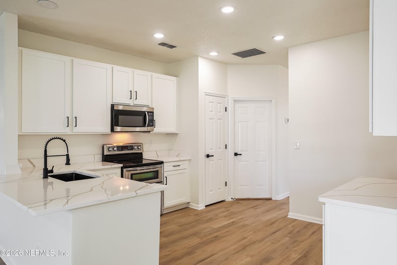 8603 Longford Dr, Jacksonville, FL 32244