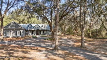 6153 Tim Crews Rd, Macclenny, FL 32063