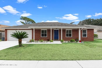 8497 Branchwater Dr, Jacksonville, FL 32244