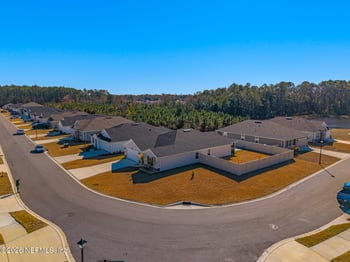 402 Red Dahlia Ln, Jacksonville, FL 32218