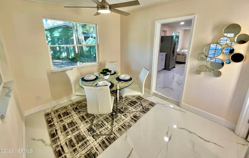 111 2nd St, Melrose, FL 32666