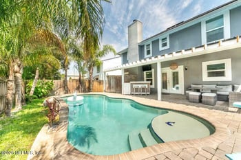 614 6th Ave, Jacksonville Beach, FL 32250