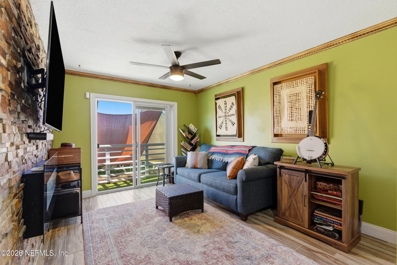 881 Catfish Ave, New Smyrna Beach, FL 32169