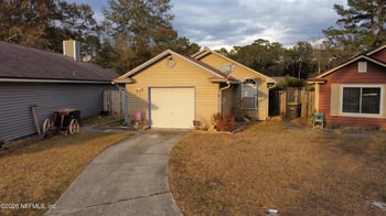 9939 Somerset Grove Ln, Jacksonville, FL 32222