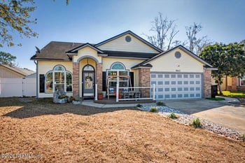 7653 Chelmsford Dr, Jacksonville, FL 32244