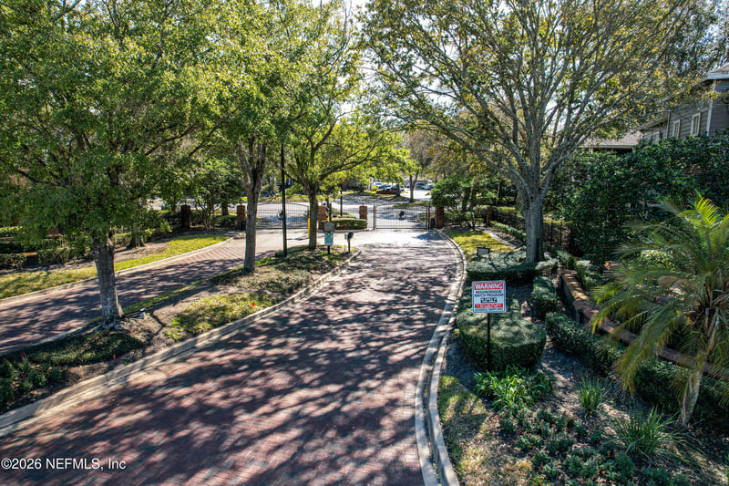 10000 Gate Pw #116, Jacksonville, FL 32246