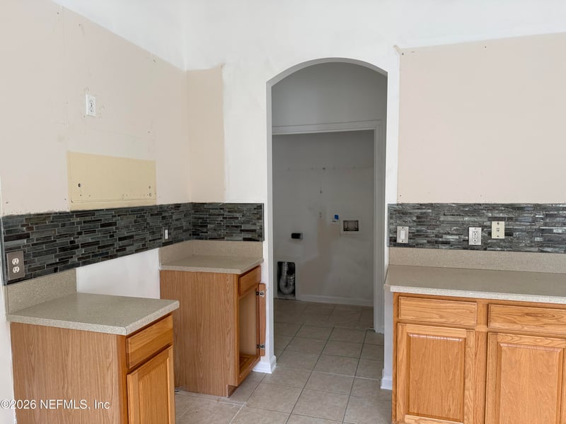 2333 Caney Oaks Dr, Jacksonville, FL 32218