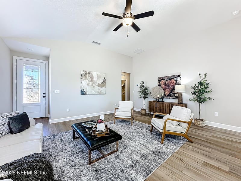 3941 Gareys Ferry Way, Middleburg, FL 32068