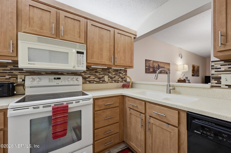 8715 Belle Rive Blvd #1607, Jacksonville, FL 32256