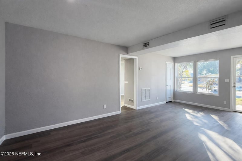 2133 Hugh Edwards Dr, Jacksonville, FL 32210