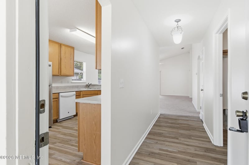 2537 Blackstone Ct, Jacksonville, FL 32221