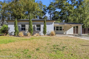 1873 Stanford Rd, Jacksonville, FL 32207