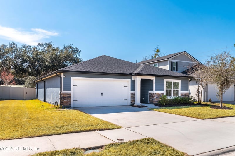 12390 Cherry Bluff Dr, Jacksonville, FL 32218