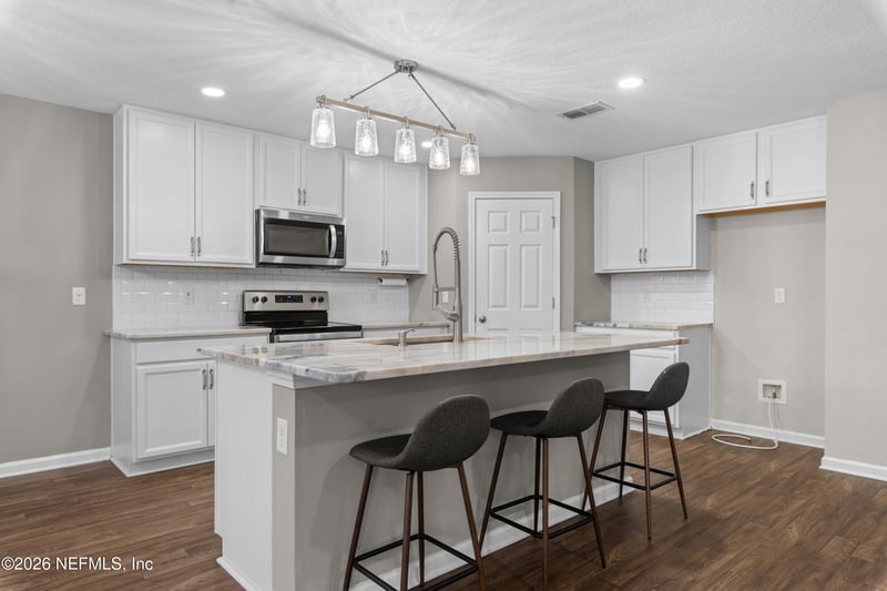 12390 Cherry Bluff Dr, Jacksonville, FL 32218