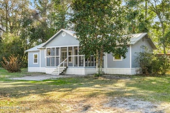 1127 State Road 19, Palatka, FL 32177