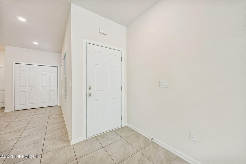 921 Capitol Pw, Jacksonville, FL 32218