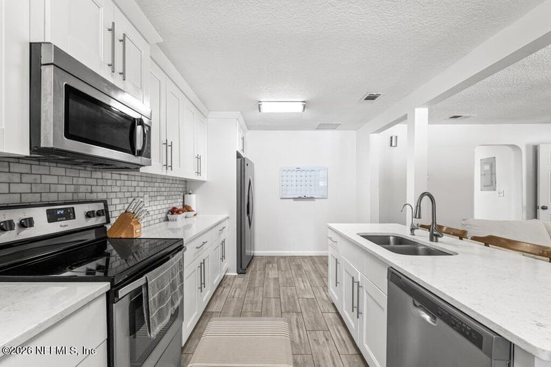 4145 Springwood Rd, Jacksonville, FL 32207