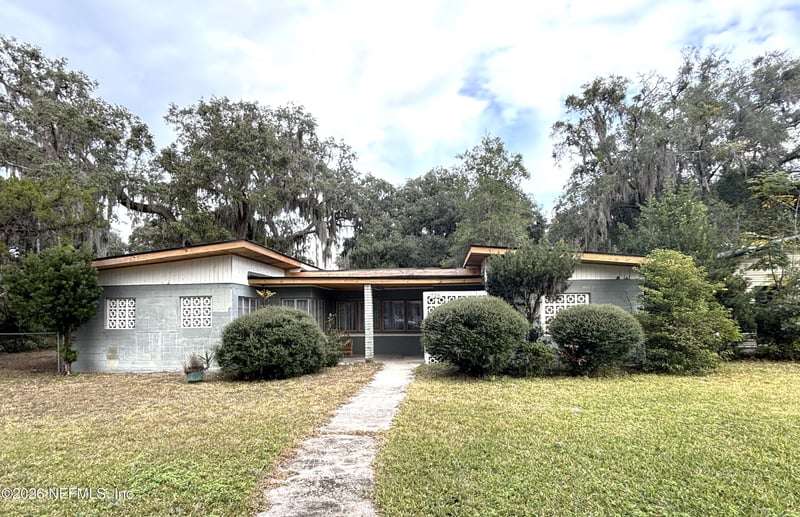 726 St Johns Ave, Green Cove Springs, FL 32043